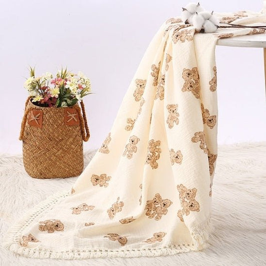 Couverture Bébé Brodée  |  Douce et raffinée